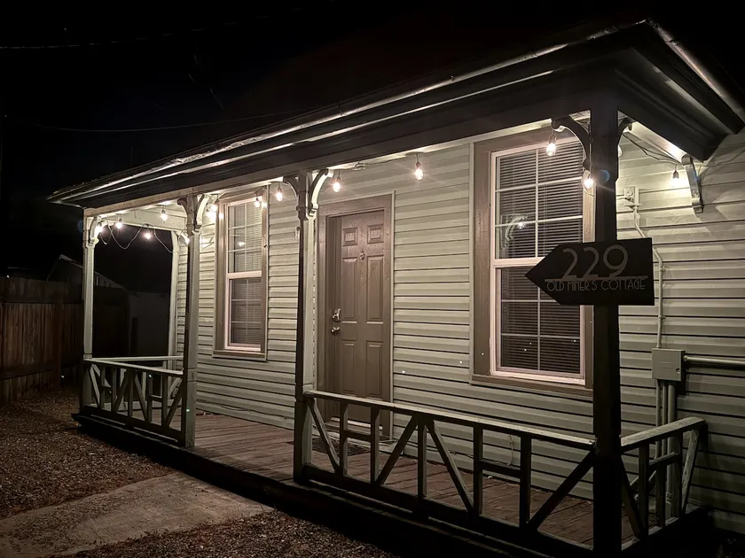 The Miner's Cottage - Image 1