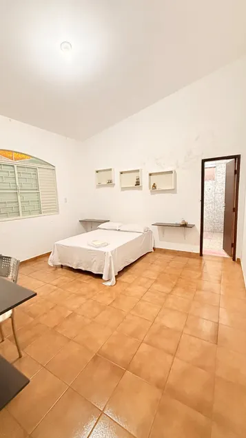 Hotel LUX Agora É Brathyon Mansion Pompéu MG - Image 1