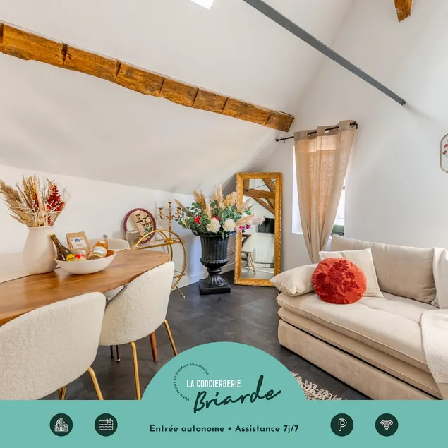 Authentic, chic and relaxing - Image 1
