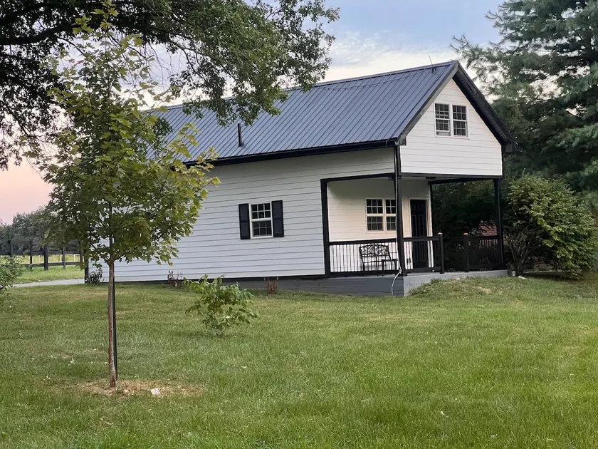 The Cottage - Image 1