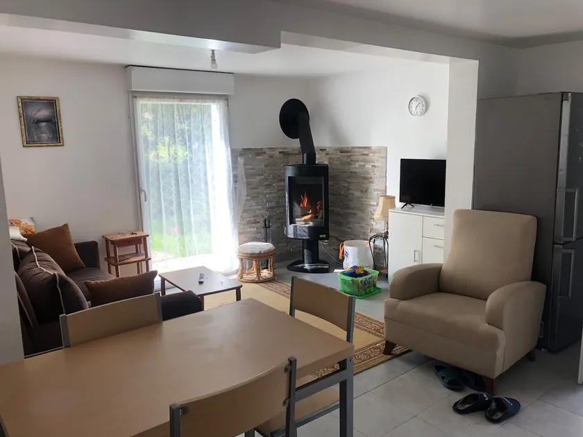 Rent house - Image 1