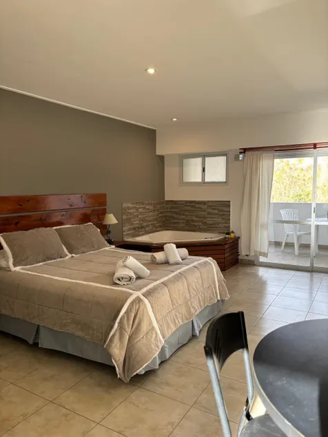 Hosting in Chascomus - Image 1