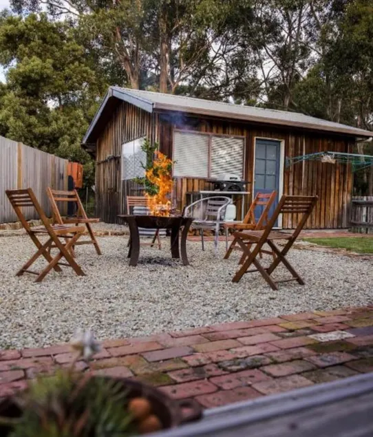 Lawrence Creek Cottage - Image 1