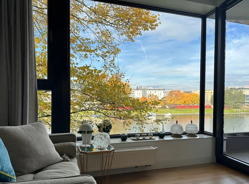 Riva Verona Apartment 86 - Image 1