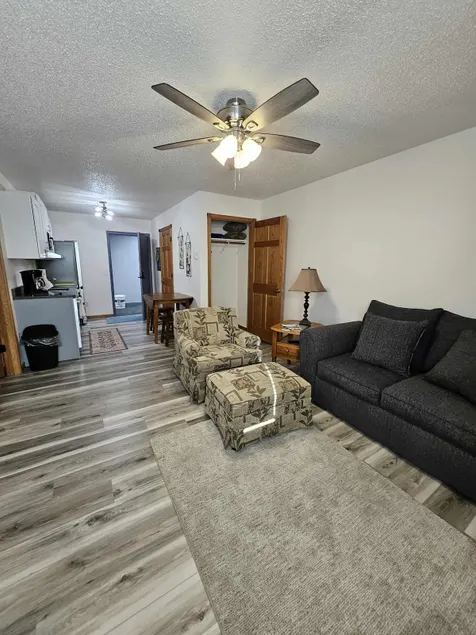 Norway House Suites E2 - Image 1
