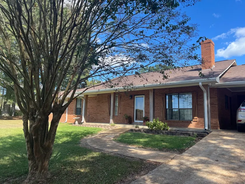 Easy Acres. - Image 1