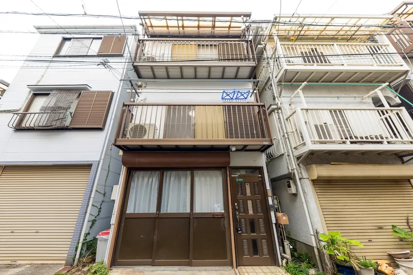 Tokyo Mizue single-family Japanese villa, sleeps up to 8 people, tram direct to Shinjuku, Kudanshita, Akihabara - Image 1