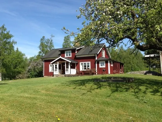 Beautifully located house with relaxation, by Lake Värmeln. - Image 1