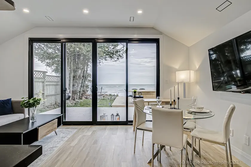 Blissful Lakeview Retreat | Waterfront Cheateau - Image 1