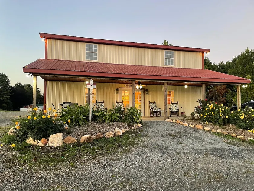 Blueberry Inn in Beautiful Blue Ridge Mountains - Image 1