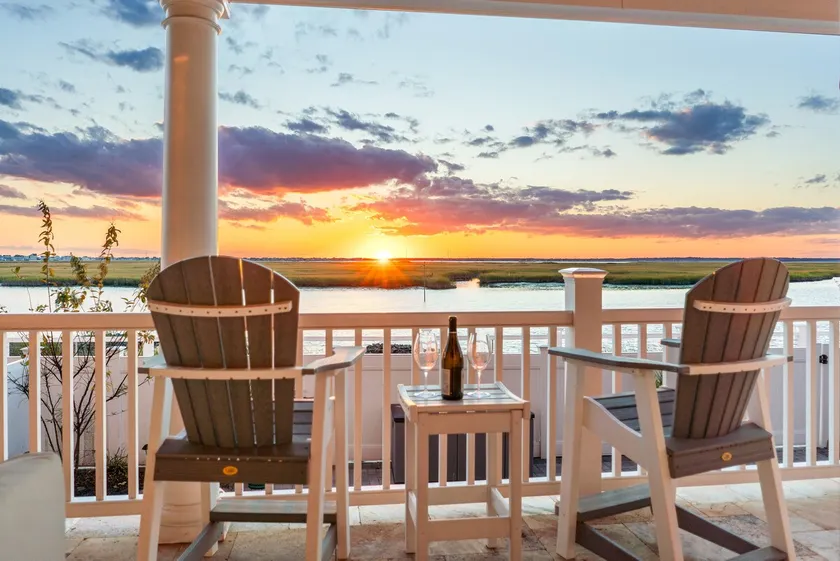 Linens Included • A+ Bay Views • 5BR w/ Elevator - Image 1