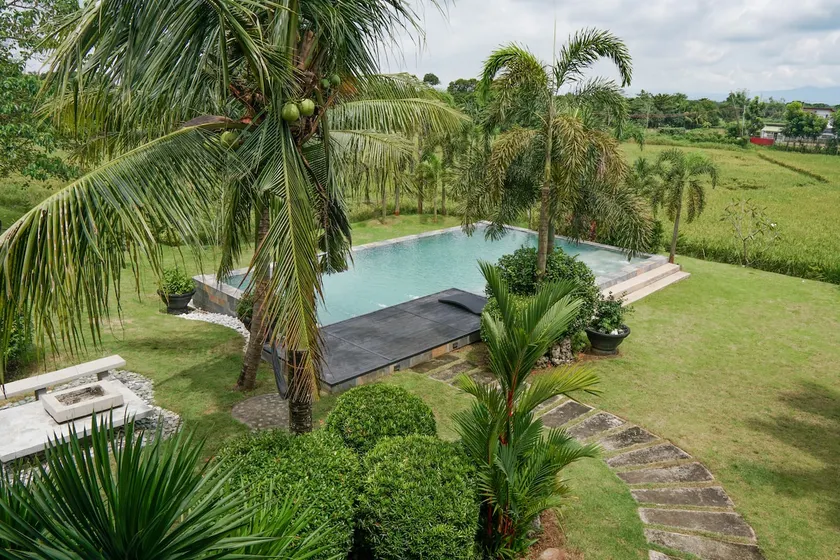 Uma Casa Private Resthouse Bulacan Pet-Friendly - Image 1