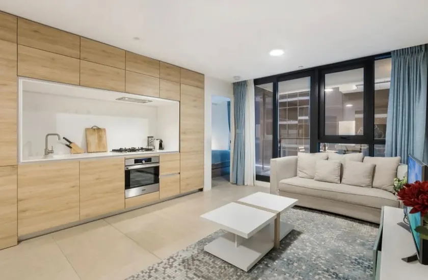Lakeside Serenity | 2BR @Albert Park+free parking - Image 1