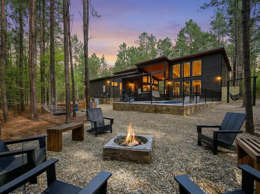 Panoramic Views-Bunkhouse-Private Pool-Arcade - Image 1