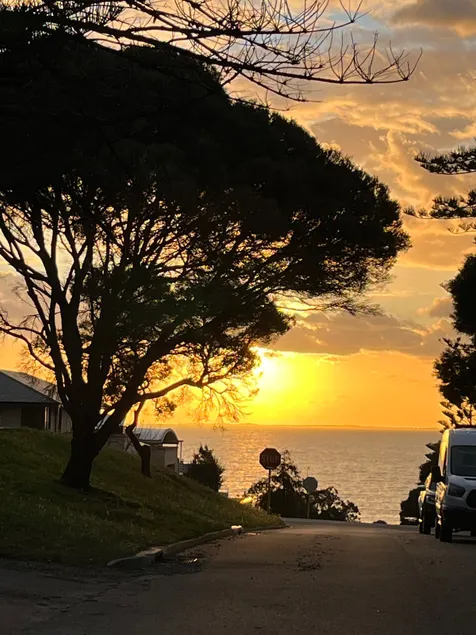 Beachcombers at Cott-Beach- Parking- Fireplace - Image 1