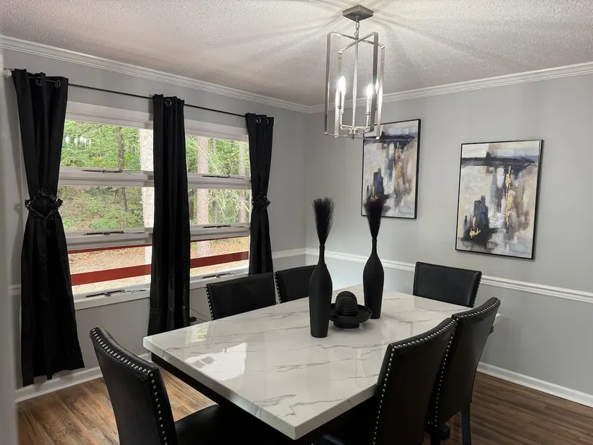 Bell’s Hill (Luxury living with Peaceful views) - Image 1