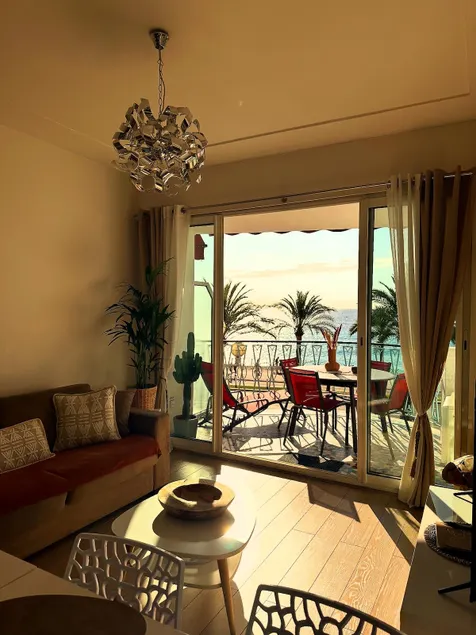 Lejlighed med fantastisk havudsigt foran Promenade Des Anglais i Nice - Image 1