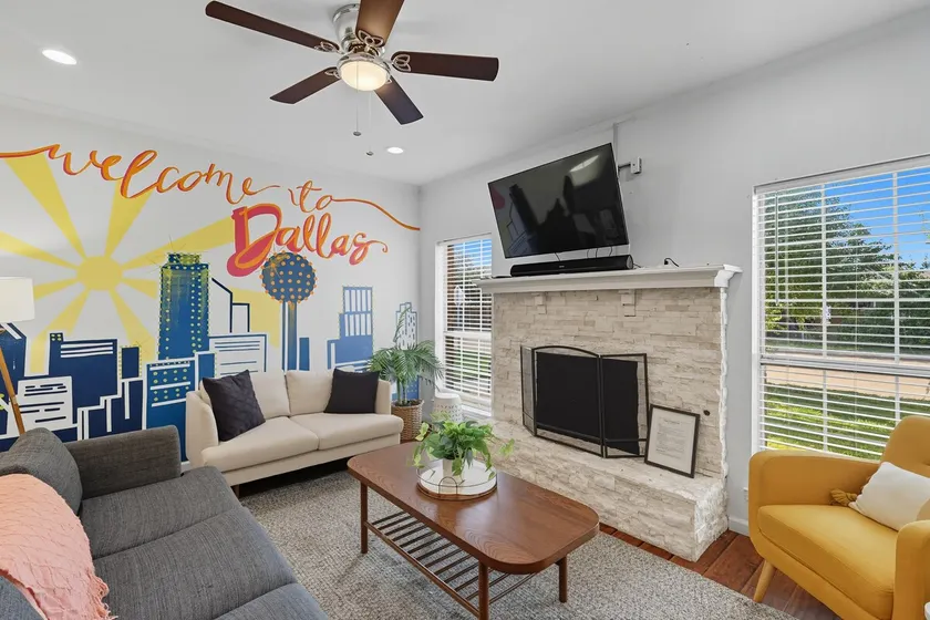 Radiant 3BR/2BA Home•Near DFW•AT&T Stdm•Mini-Golf• - Image 1