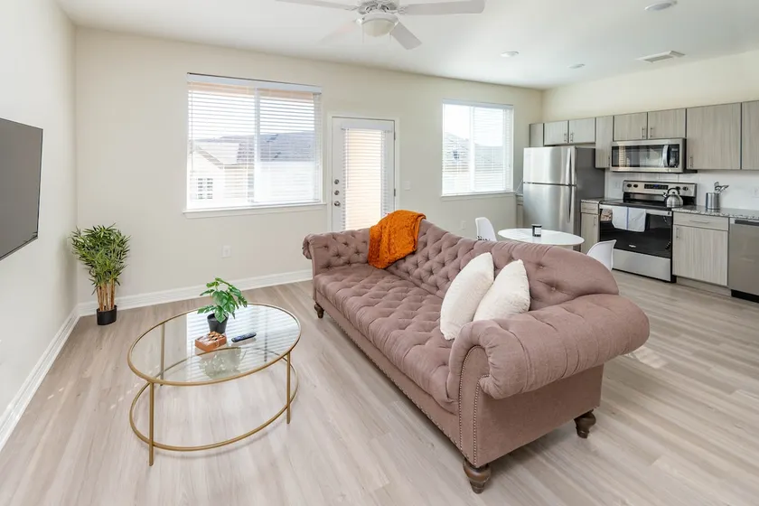 1 BR APT| Fast Internet | Cedar Park | Central - Image 1