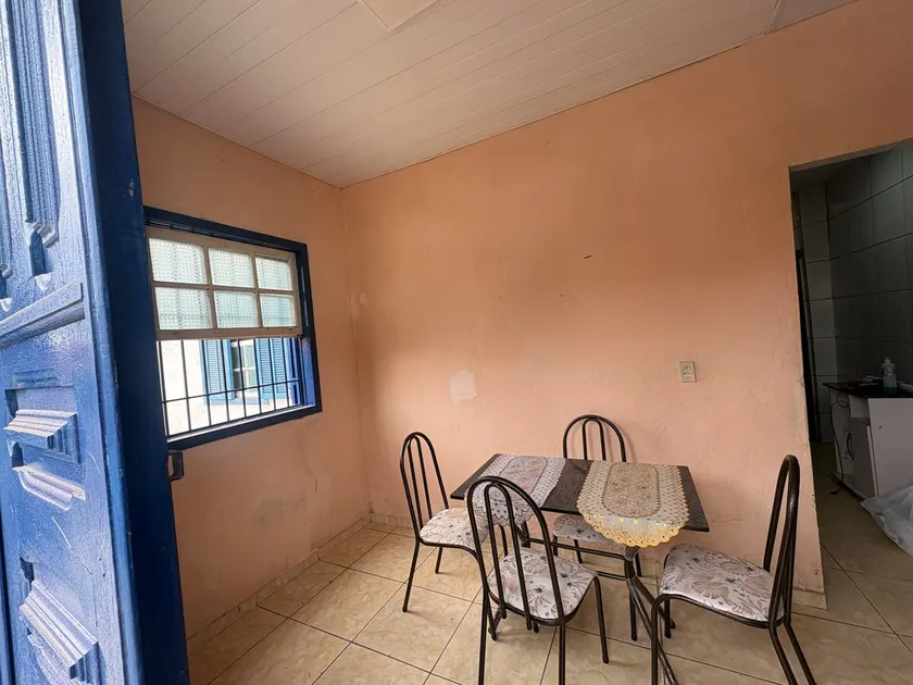 Independent studio apartment with kitchen - Image 1