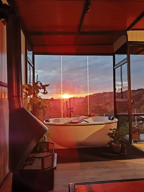 Vizu Cabin with fireplace and bathtub with 180º view - Image 1