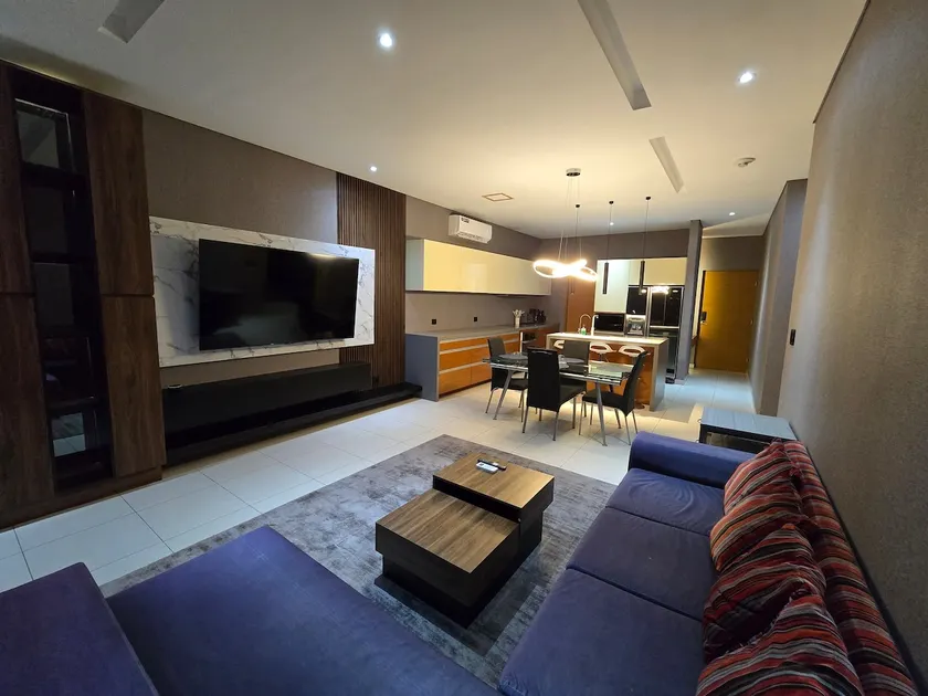 Beautiful Apartment - Private, Safe, Spacious - Image 1