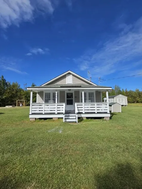 Grandma's Place - Image 1