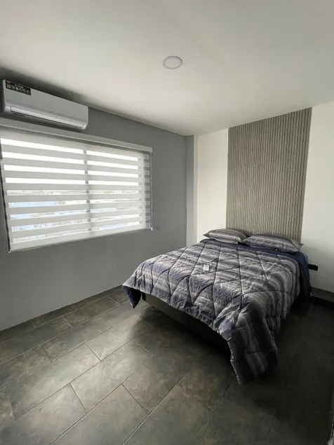Executive suite, in the city center. - Image 1