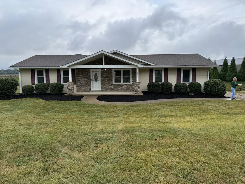 The Peak House - Image 1