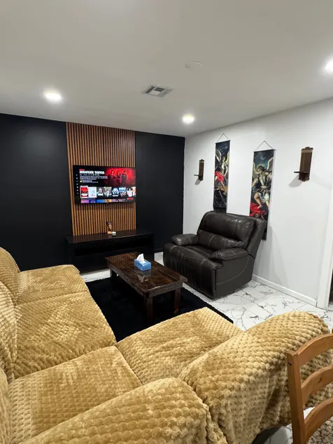Entire Apartment near to NYC, EWR and Met Life. - Image 1