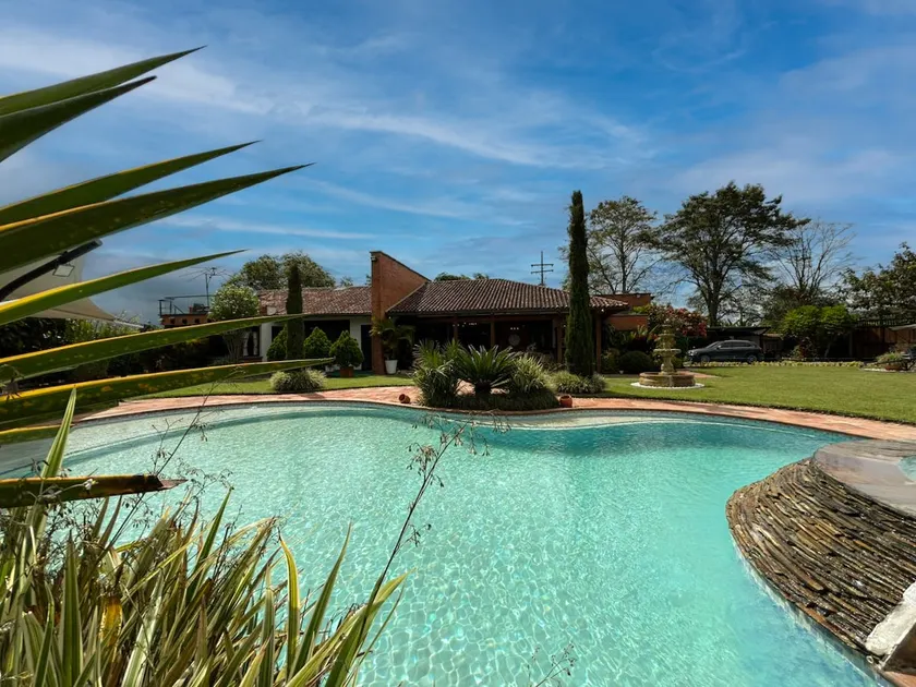 exclusive villa - private pool, luxury and comfort - Image 1