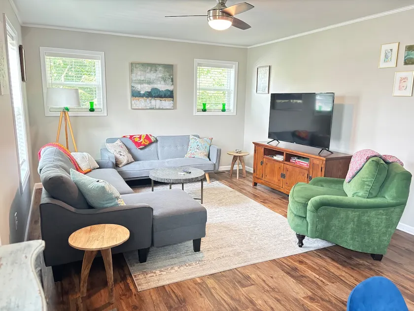 Little Pet Friendly House - Image 1