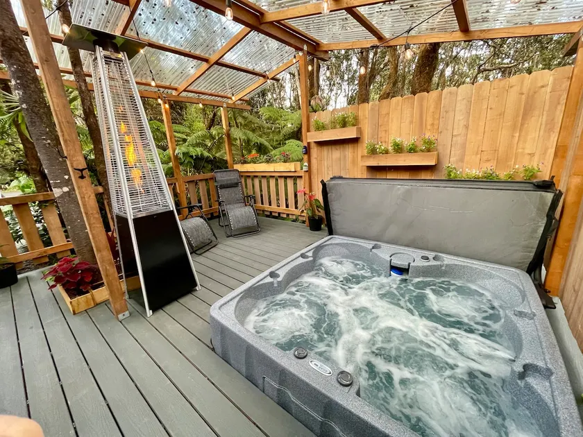 Kolea Cottage - 5 Minutes to Volcano National Park - Image 1