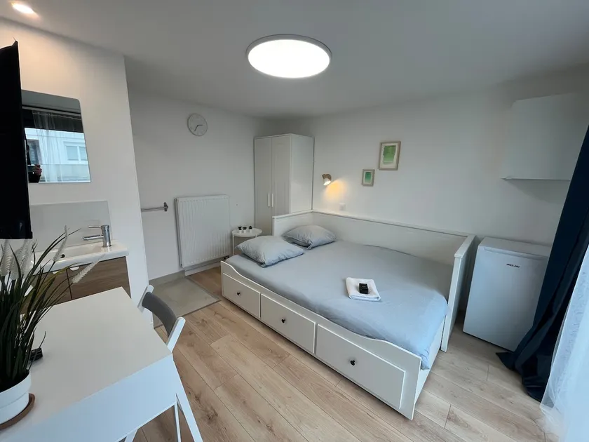 Maison Bonchamp - Image 1