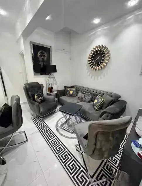 Stella Luxery Apartment - Image 1