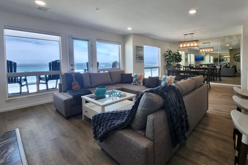 Modern Coastal Escape Breathtaking Ocean - Image 1