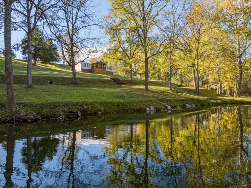 Beech Grove River Retreat - Image 1