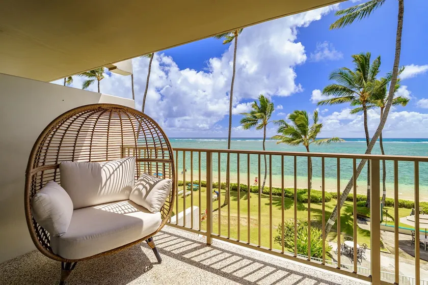 Oceanfront Sunrise Escape | Calm Beach | AC - Image 1