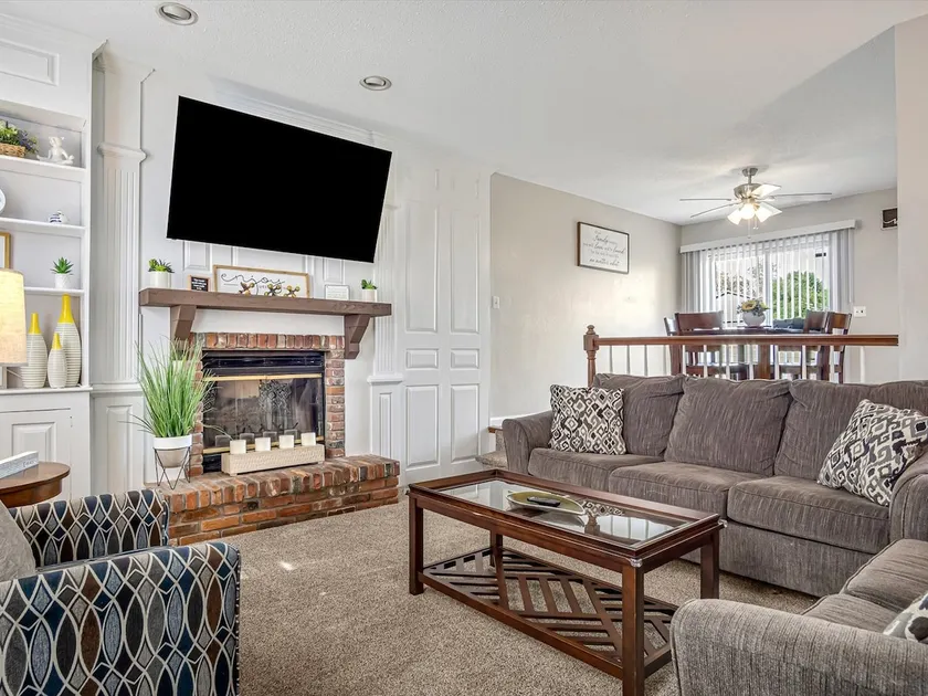 Charming 3BR/2BA Retreat w/ King Bed & Fenced Yard - Image 1