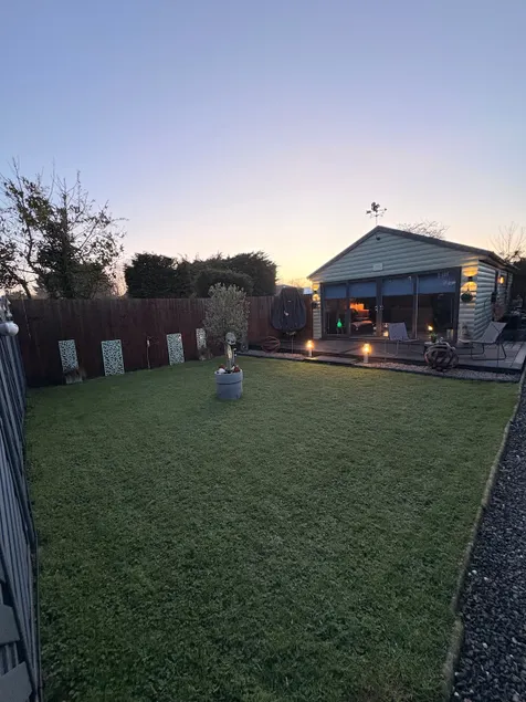 Nutkin Lodge - Luxury Retreat In Donington - Image 1