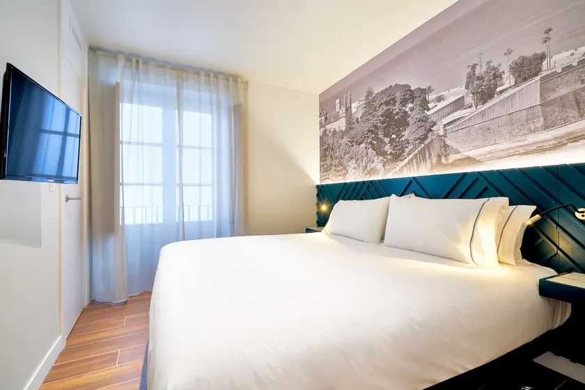 Tandem Torres de Cádiz Suites - Image 1