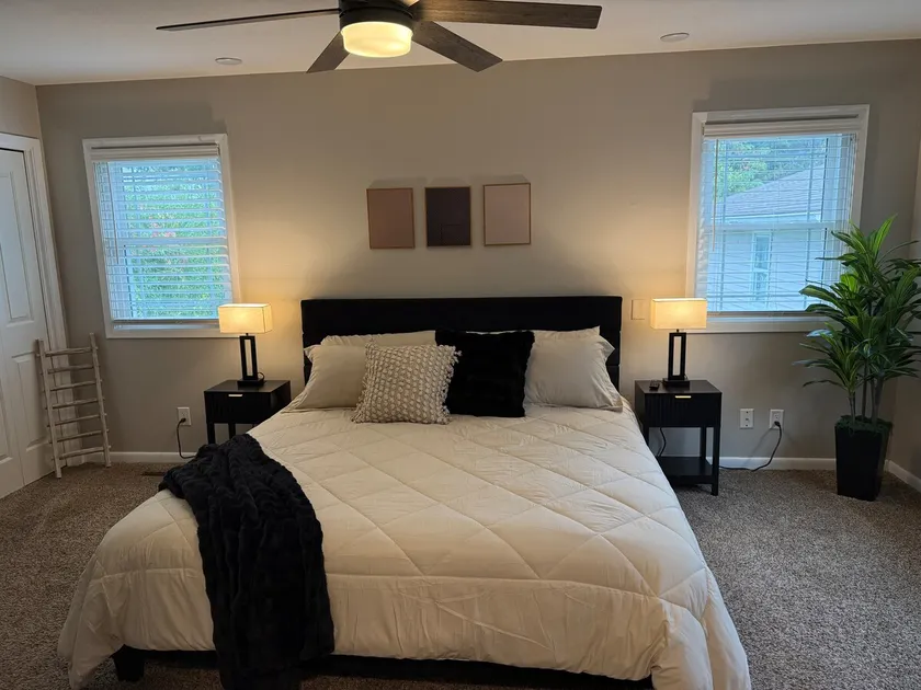 Cozy Retreat in the Heart of Ankeny - Image 1