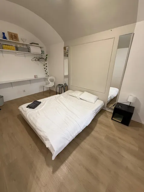 A pet friendly Studio with terrace in the Old Town - Image 1
