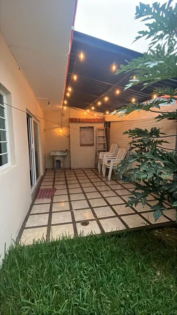 Interior house with privacy - Image 1
