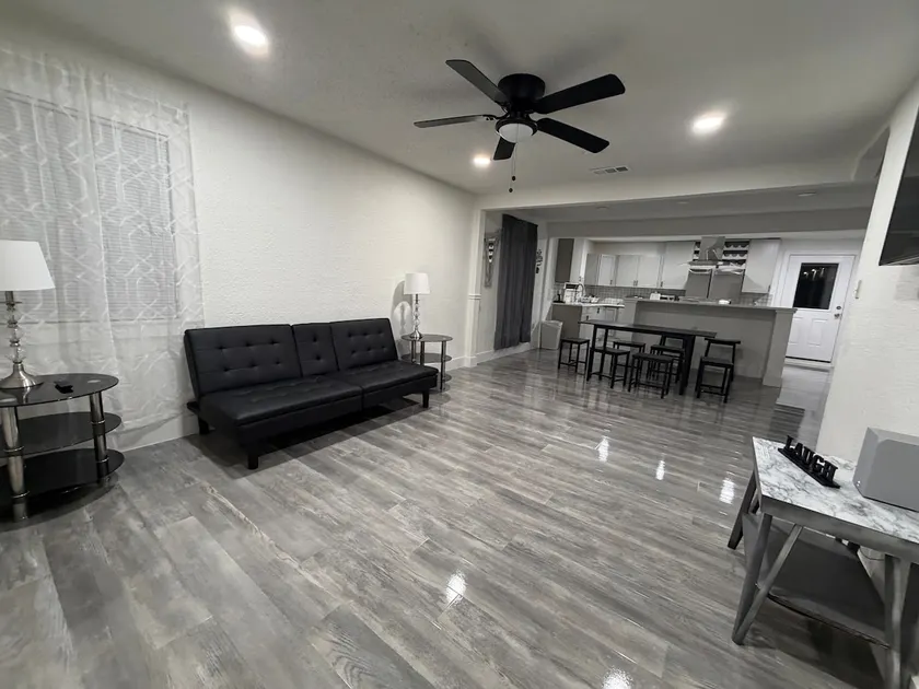 Spacious Home in DeSoto For Families & Groups - Image 1