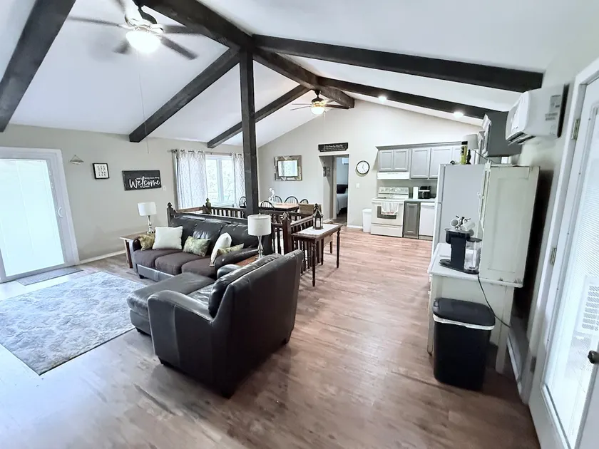 R&R Cabin - Image 1