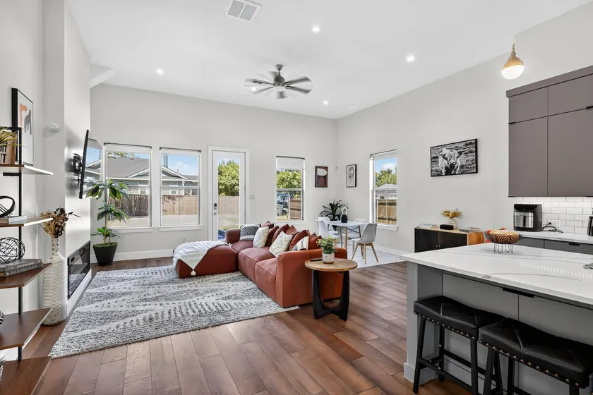 Skyline Haven - Image 1
