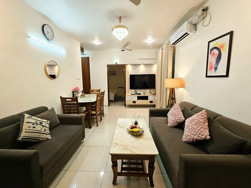 Cherry Blossom Hideaway Elegant 3BHK Cozy Ambience With Pool - Image 1