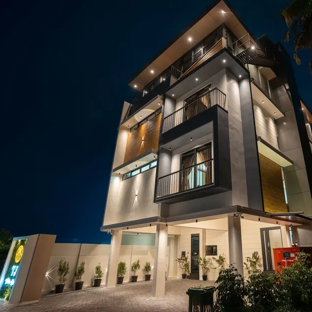 Cozy 1bhk Suite - Image 1
