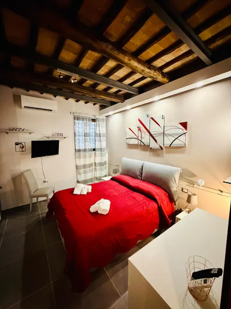 [The Queen's Nest] - 250 m from Lake Bolsena - Image 1
